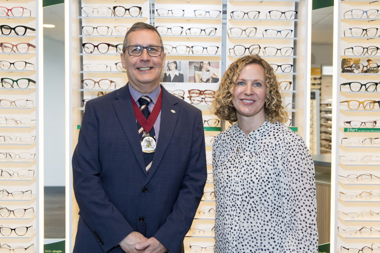 Celebrating 100 years of Dispensing Opticians – ABDO President visits Barnet Specsavers